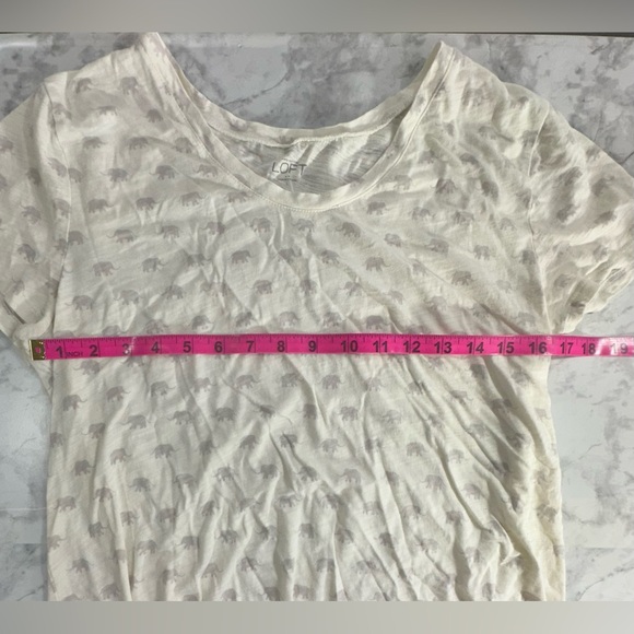 LOFT White Short Sleeve T-Shirt with Elephant print - Picture 3 of 5